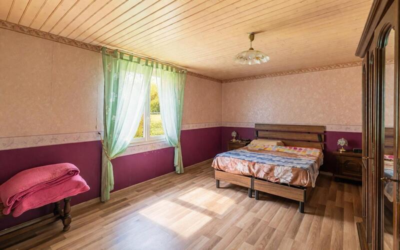 Maison - 95 m² - 4 pièces