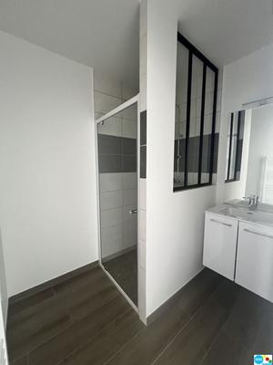 Maison de ville - 94 m² - 4 pièces