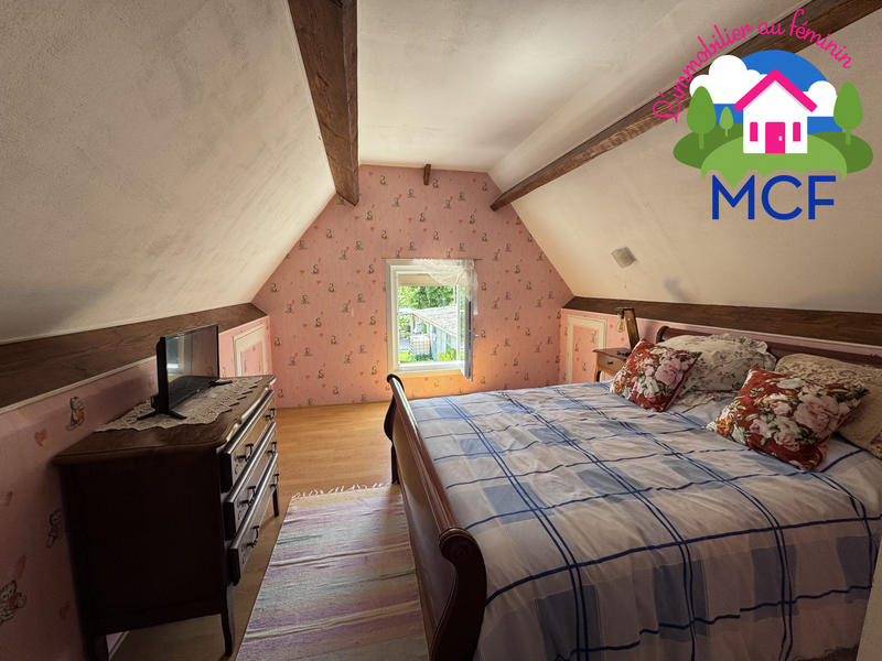 Maison traditionnelle - 121 m² - 7 pièces