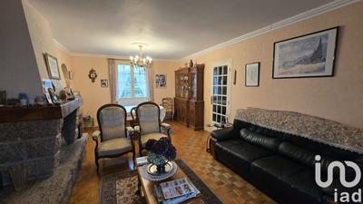 Maison - 125 m² - 8 pièces