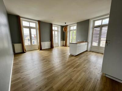 Appartement - 64 m² - 3 pièces