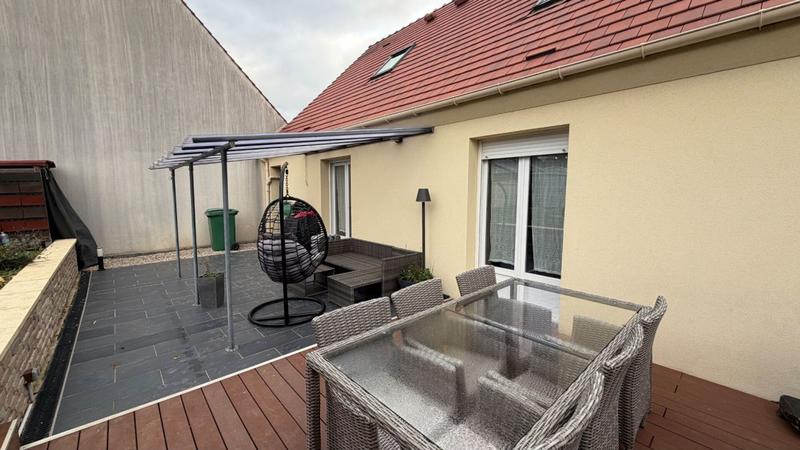 Maison - 103 m² - 6 pièces