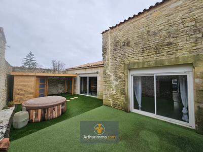 Maison - 178 m² - 9 pièces