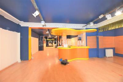 Local commercial - 322 m²