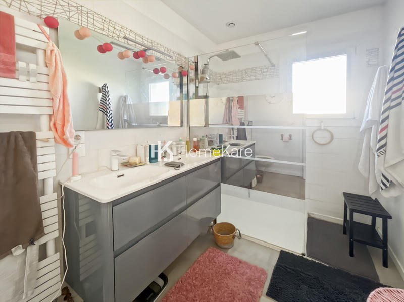 Maison - 122 m² - 5 pièces