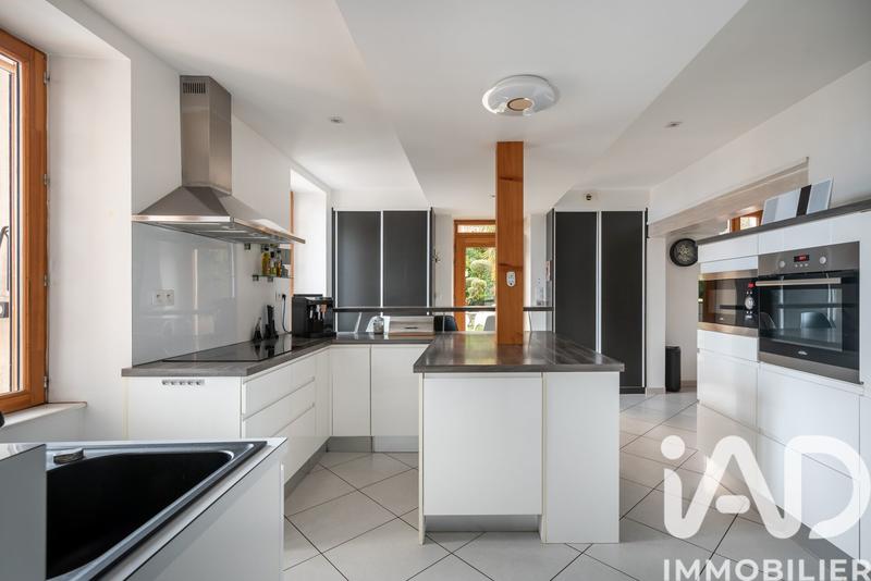 Maison - 160 m² - 6 pièces