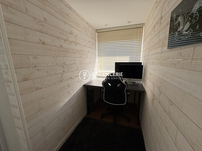 Duplex - 93 m² - 4 pièces