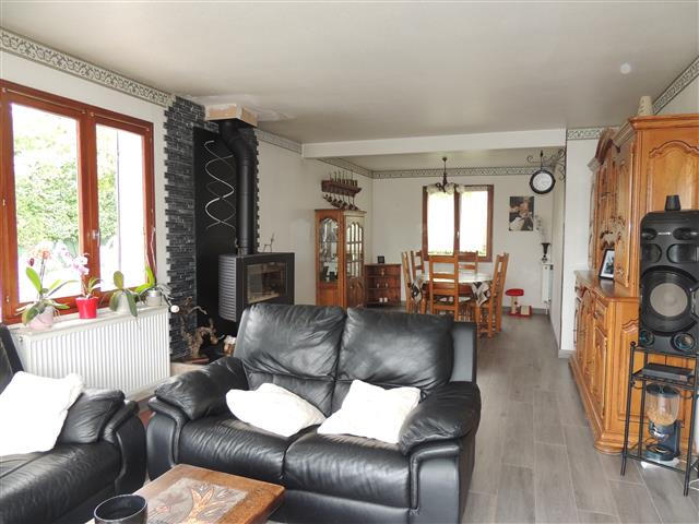 Maison - 130 m² - 8 pièces