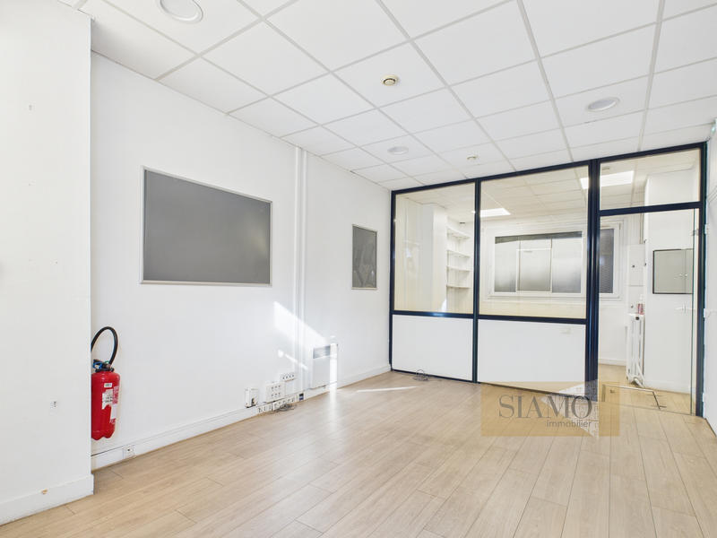 Loft - 116 m² - 5 pièces