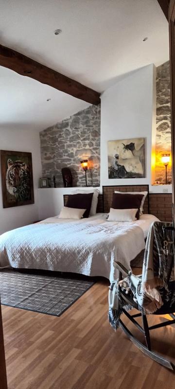 Maison - 315 m² - 12 pièces