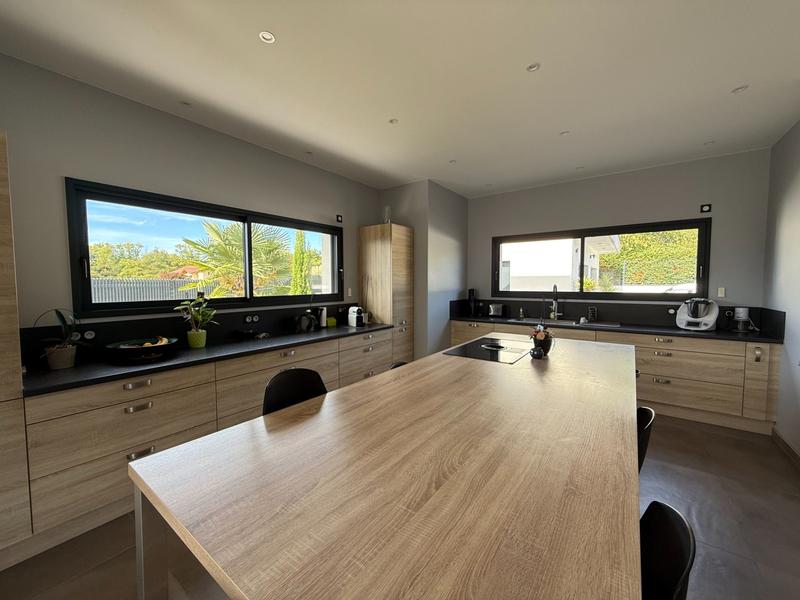 Maison - 165 m² - 5 pièces