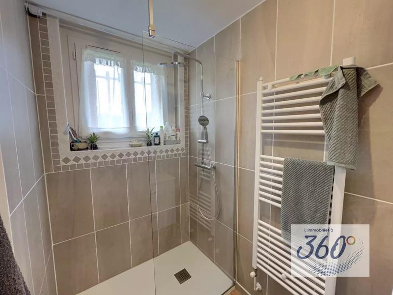 Maison - 136 m² - 5 pièces