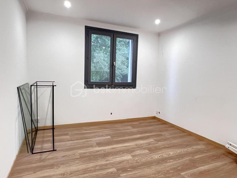 Maison traditionnelle - 151 m² - 5 pièces