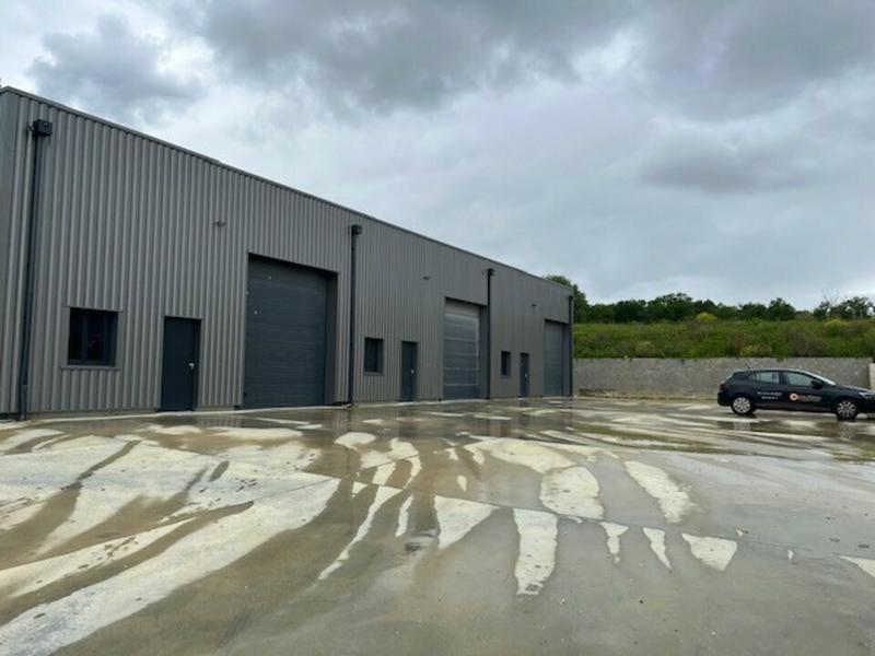 Local d'activité / Entrepôt - 500 m²