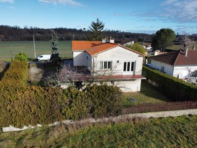 Maison - 144 m² - 5 pièces