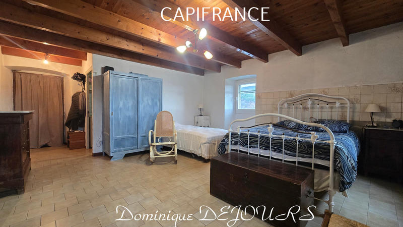 Maison - 95 m² - 3 pièces