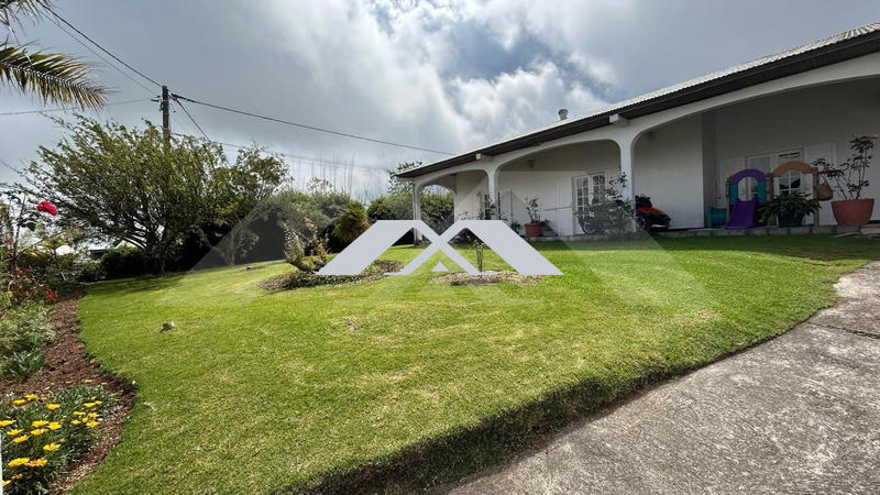 Maison - 170 m² - 4 pièces