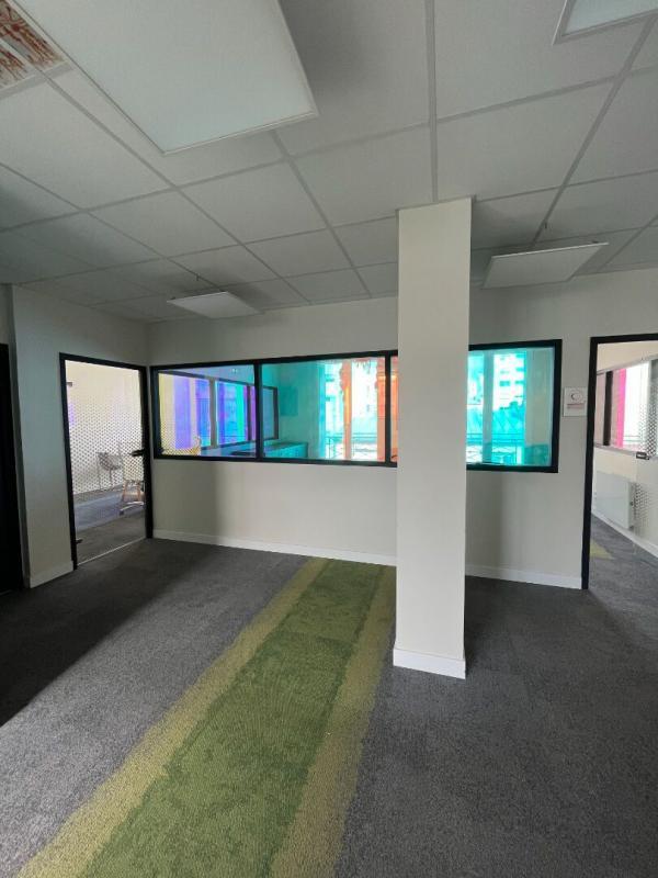 Bureau - 95 m²