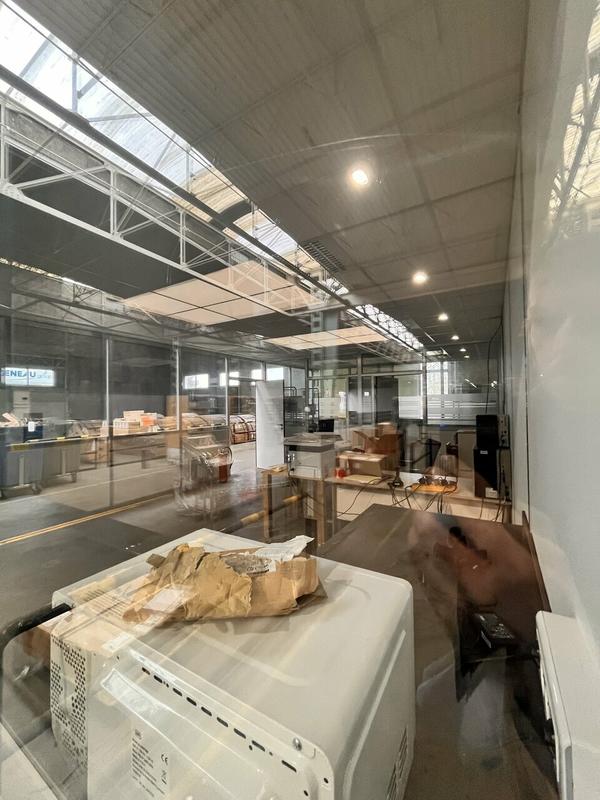 Entrepôt - 4 150 m²