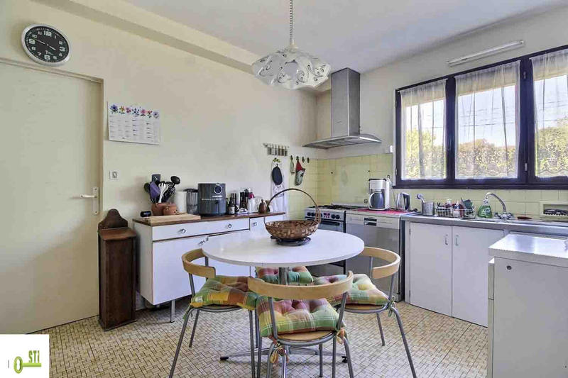 Maison - 192 m² - 10 pièces