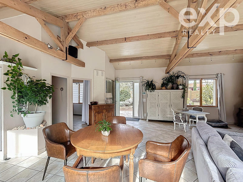 Maison - 177 m² - 5 pièces