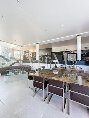 Villa - 275 m² - 6 pièces