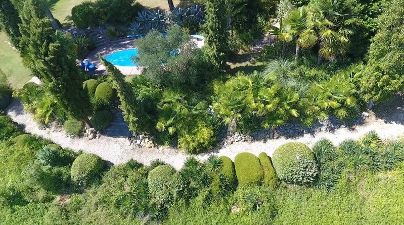 Maison ancienne - 255 m² - 9 pièces