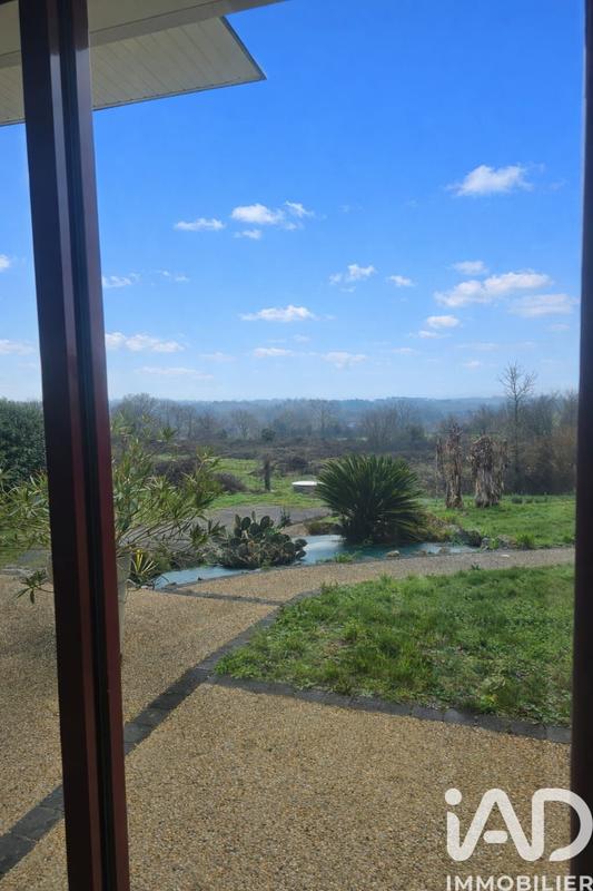 Maison - 137 m² - 8 pièces