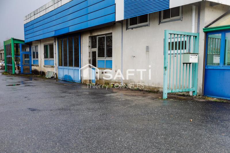 Local commercial - 1 500 m² - 15 pièces