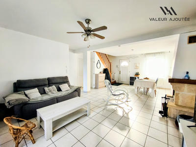 Maison traditionnelle - 109 m² - 6 pièces