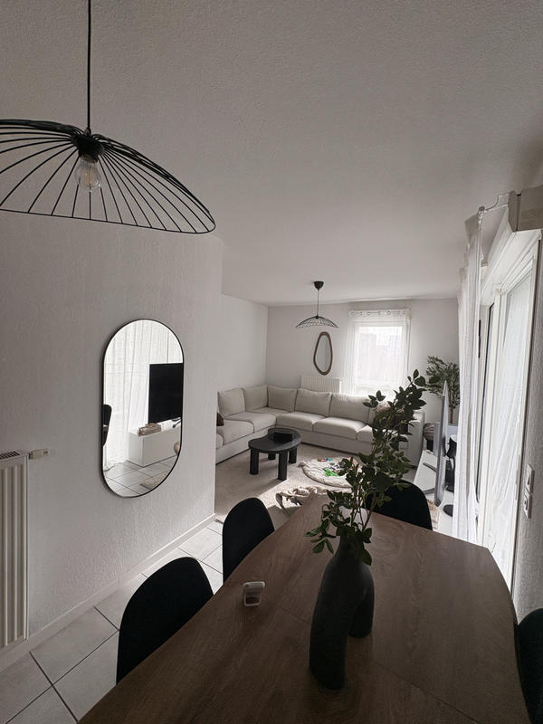 Appartement - 60 m² - 2 pièces