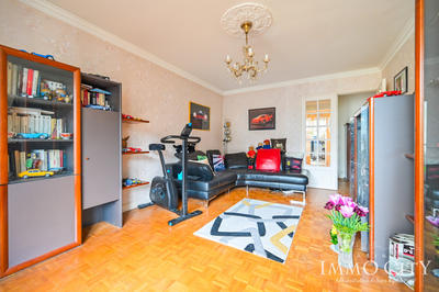 Appartement - 85 m² - 4 pièces