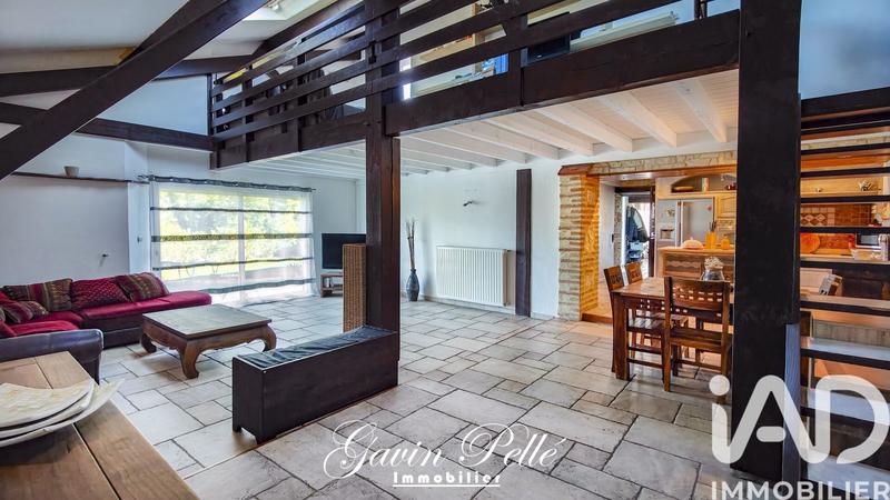 Maison - 170 m² - 5 pièces