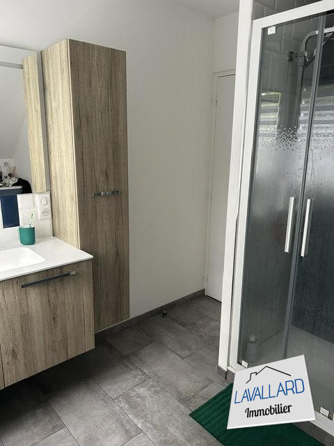 Maison - 180 m² - 6 pièces