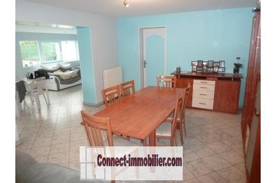 Maison - 210 m² - 6 pièces