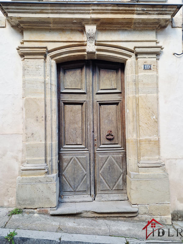 Maison - 402 m² - 14 pièces