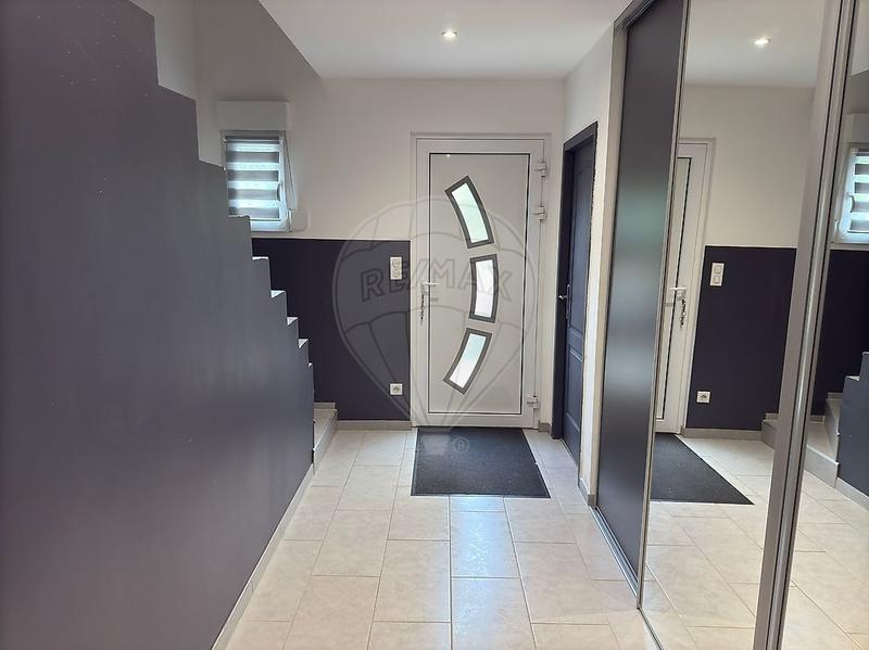 Maison - 140 m² - 5 pièces