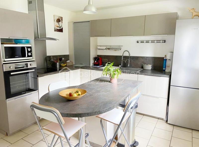 Maison - 145 m² - 7 pièces