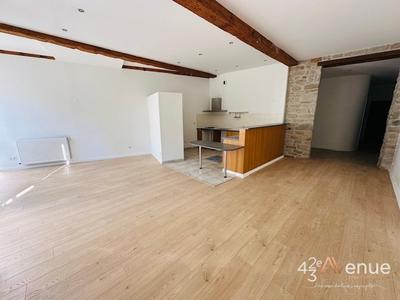 Appartement - 106 m² - 3 pièces