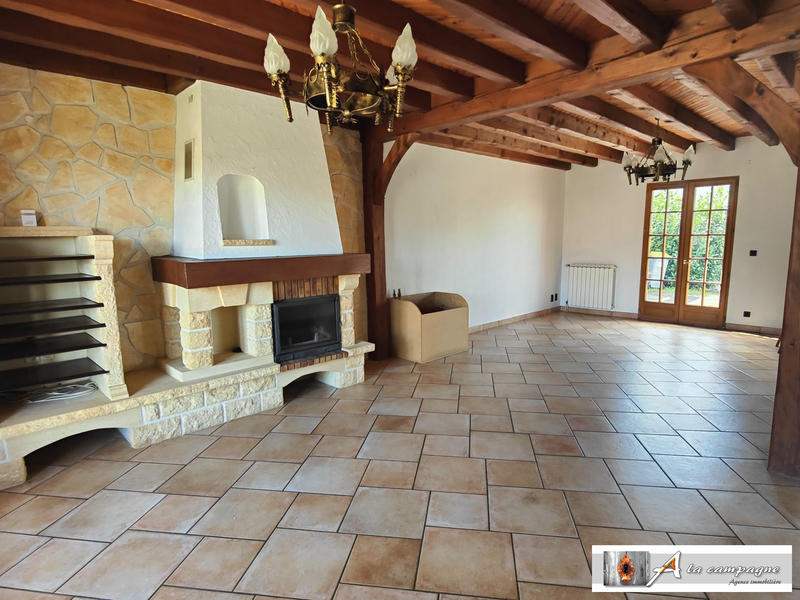 Maison - 179 m² - 4 pièces