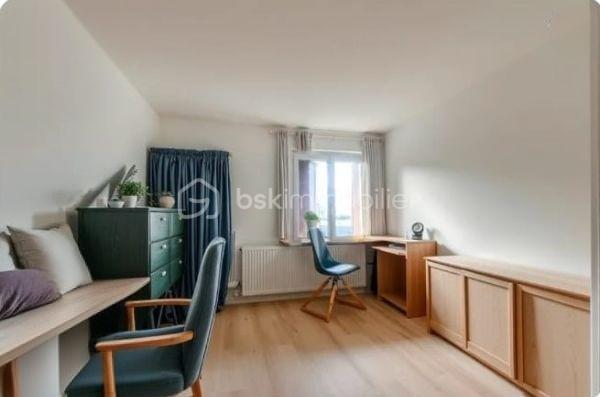 Maison - 90 m² - 6 pièces