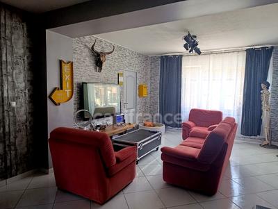 Maison - 150 m² - 7 pièces