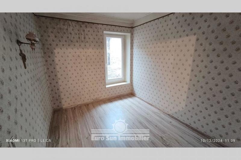 Maison de village - 100 m² - 4 pièces