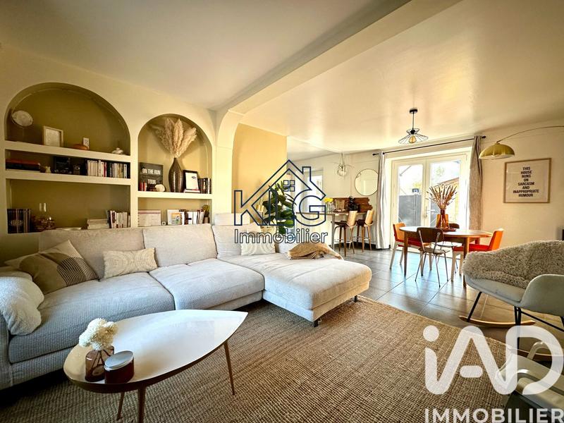 Maison - 122 m² - 5 pièces