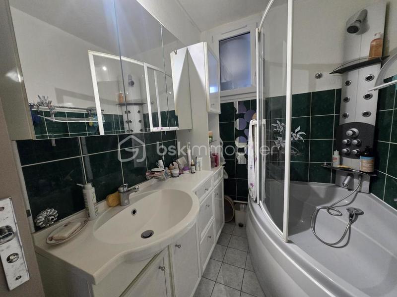 Appartement - 79 m² - 4 pièces