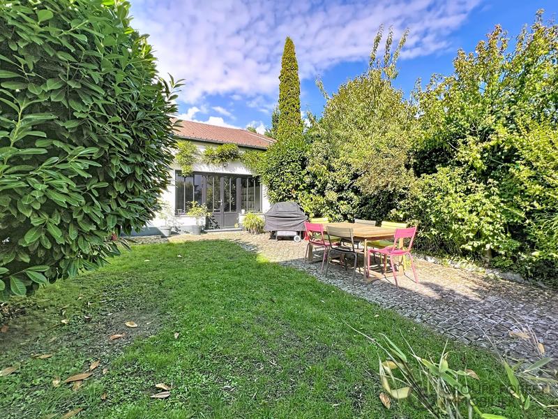 Maison - 163 m² - 8 pièces