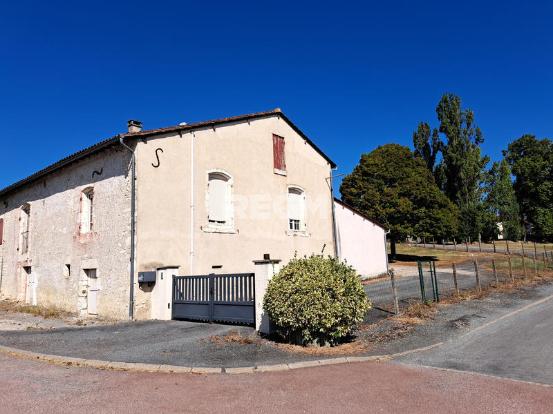 Maison - 110 m² - 4 pièces