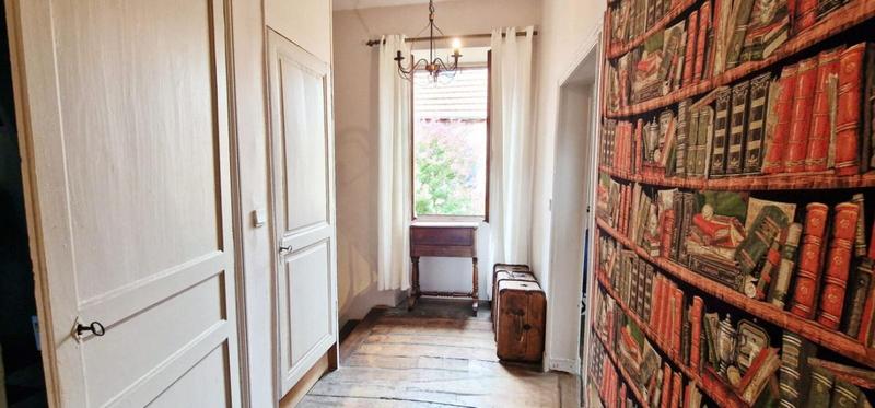 Maison - 166 m² - 8 pièces