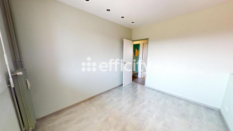 Appartement - 70 m² - 4 pièces