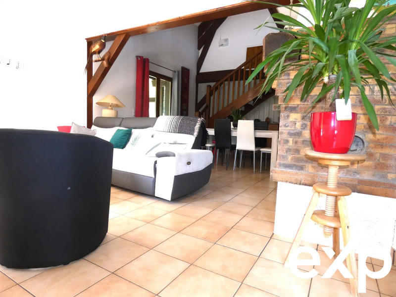 Maison - 155 m² - 5 pièces